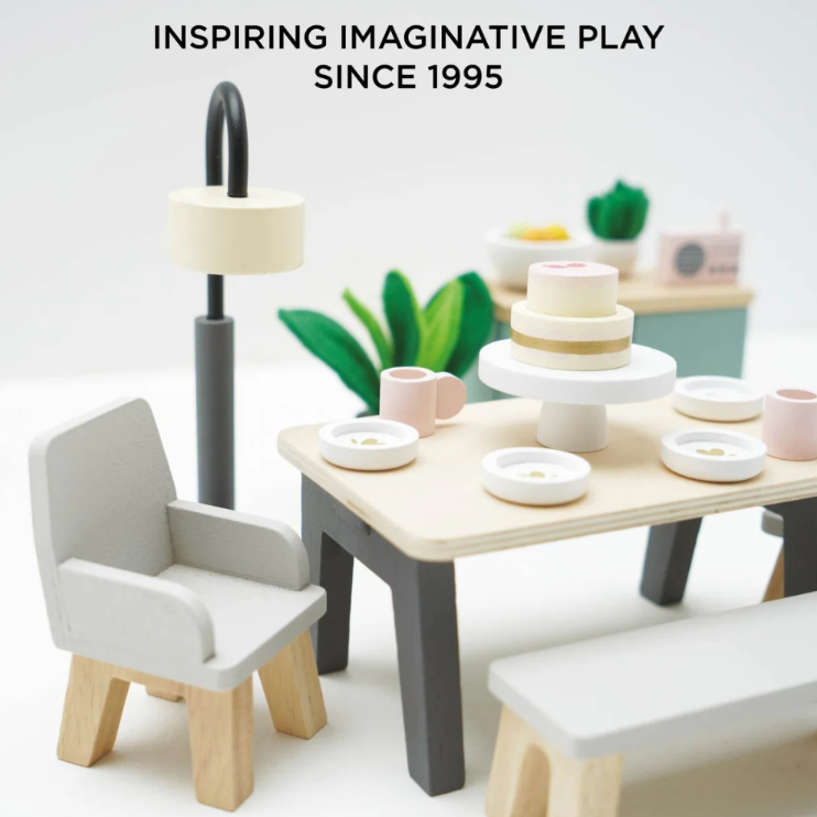 Le Toy Van - Dolls House Furniture: Dining Room Set