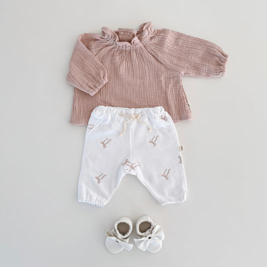 Dainty Pants
