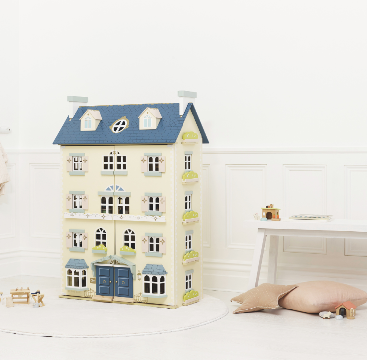 Le Toy Van - Palace Wooden Dolls House