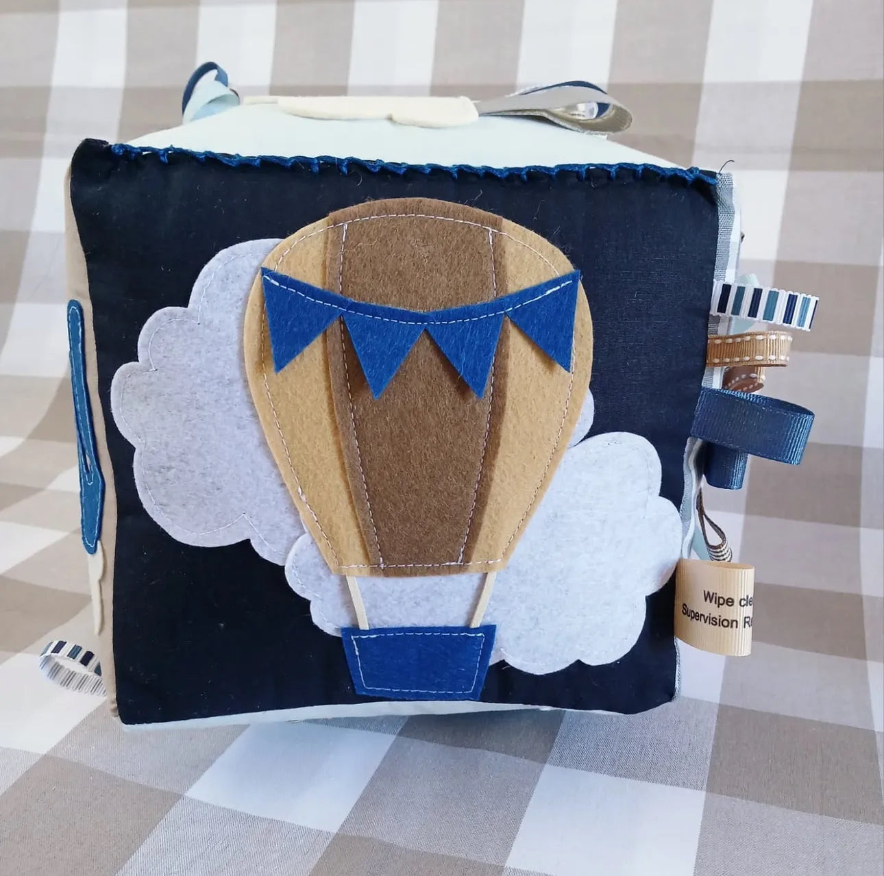 Hot Air Ballon Busy Cube