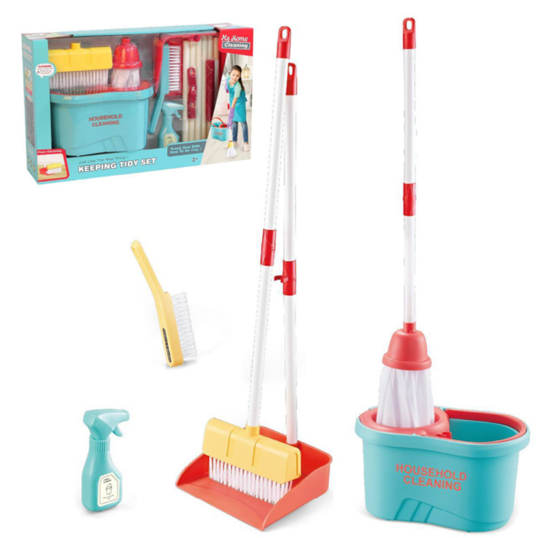 Pretend & Play Keeping Tidy Set