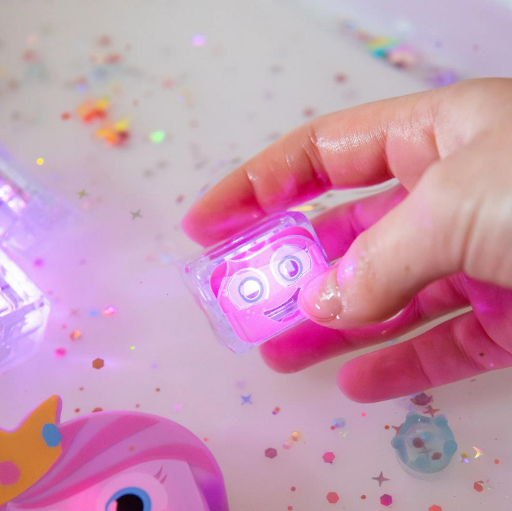 Glo Pals - Water Activated Light-Up Sensory Toys - Princess Ida (4 Pack)