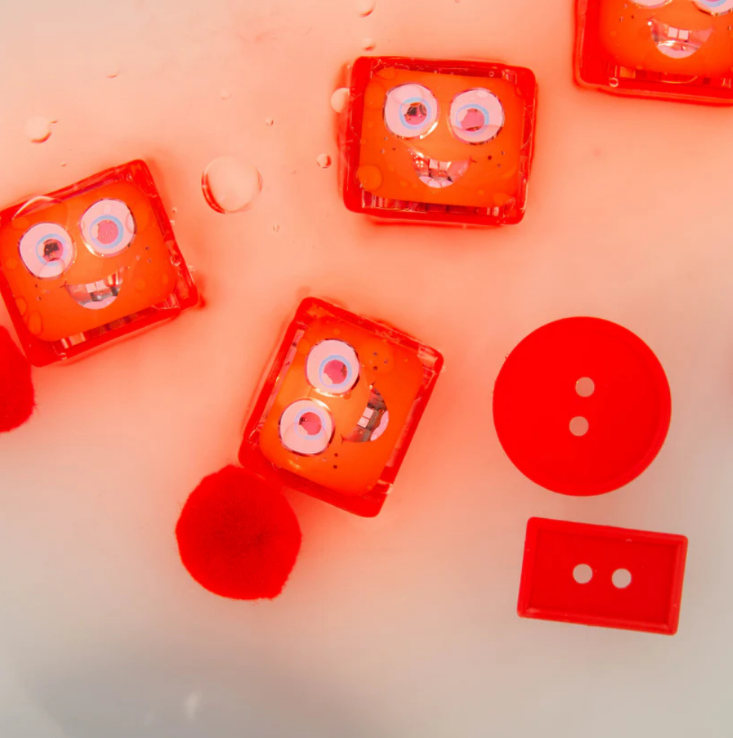 Glo Pals - Water Activated Light-Up Sensory Toys - Sammy (4 Pack)