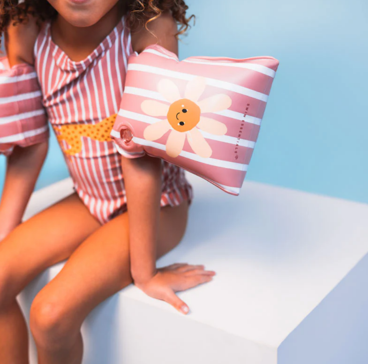 Swim Essentials: Swimming Armbands - Daisy Flower