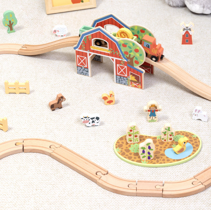 TookyToy - Wooden Farm Train Track Set