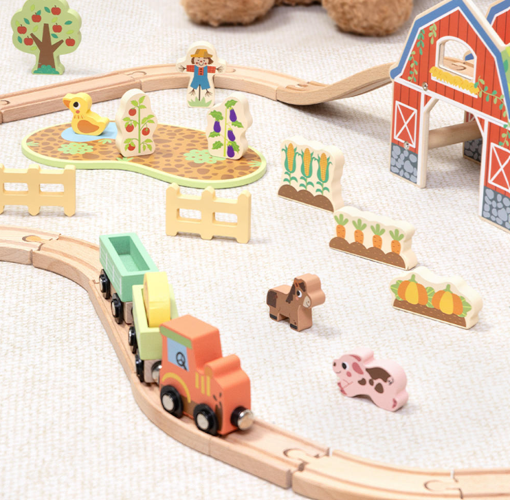 TookyToy - Wooden Farm Train Track Set