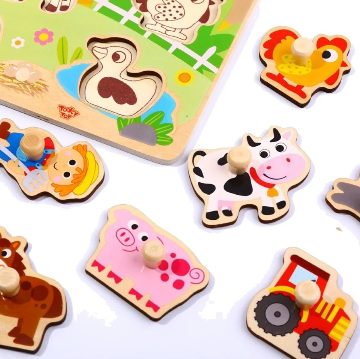 TookyToy - Wooden Peg Puzzle - Farm Animals