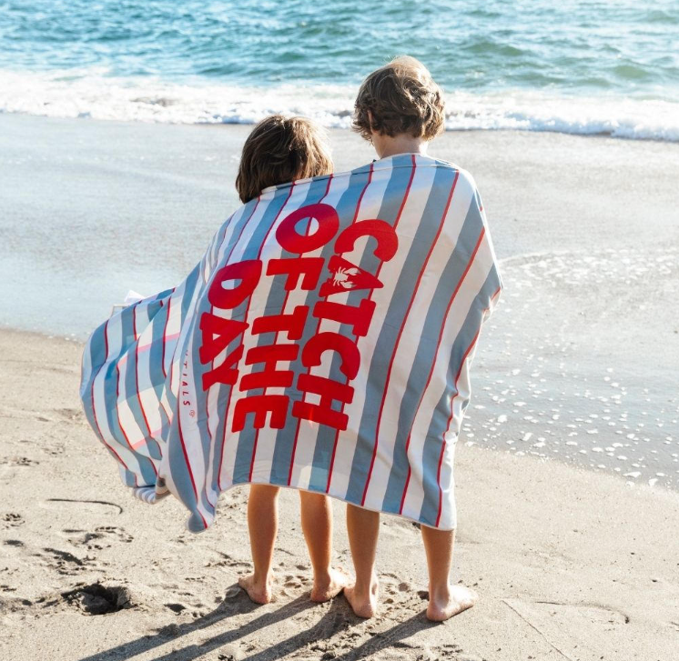 Swim Essentials: Microfiber Beach Towel - Catch Of The Day